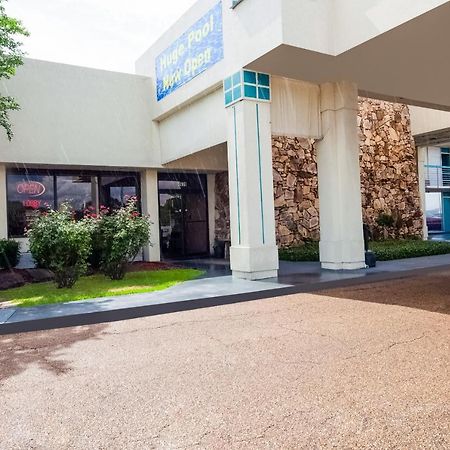 Oyo Hotel O Jackson I-55 North Εξωτερικό φωτογραφία